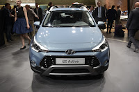 2015-HyundaiI20Active-06.JPG