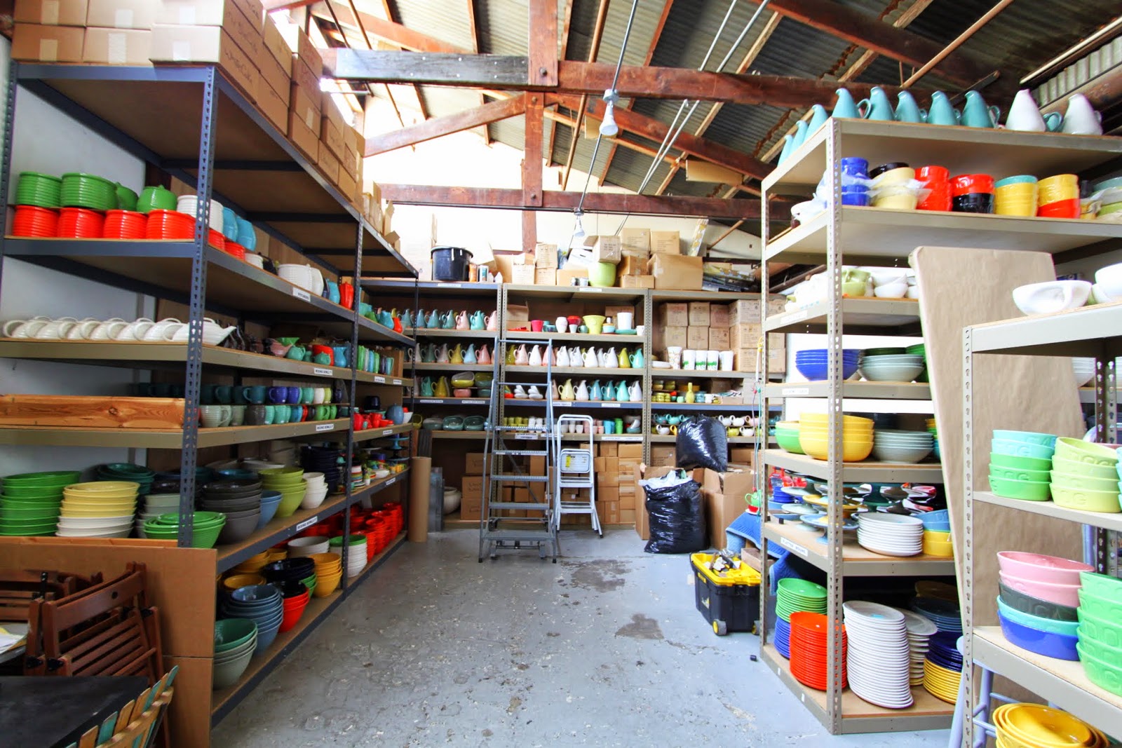 bauer pottery showroom in los angeles, california a retro review