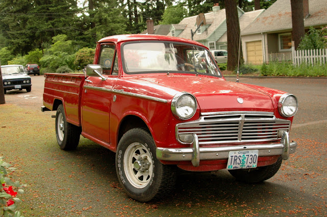 1964-Datsun-L320-Pickup.