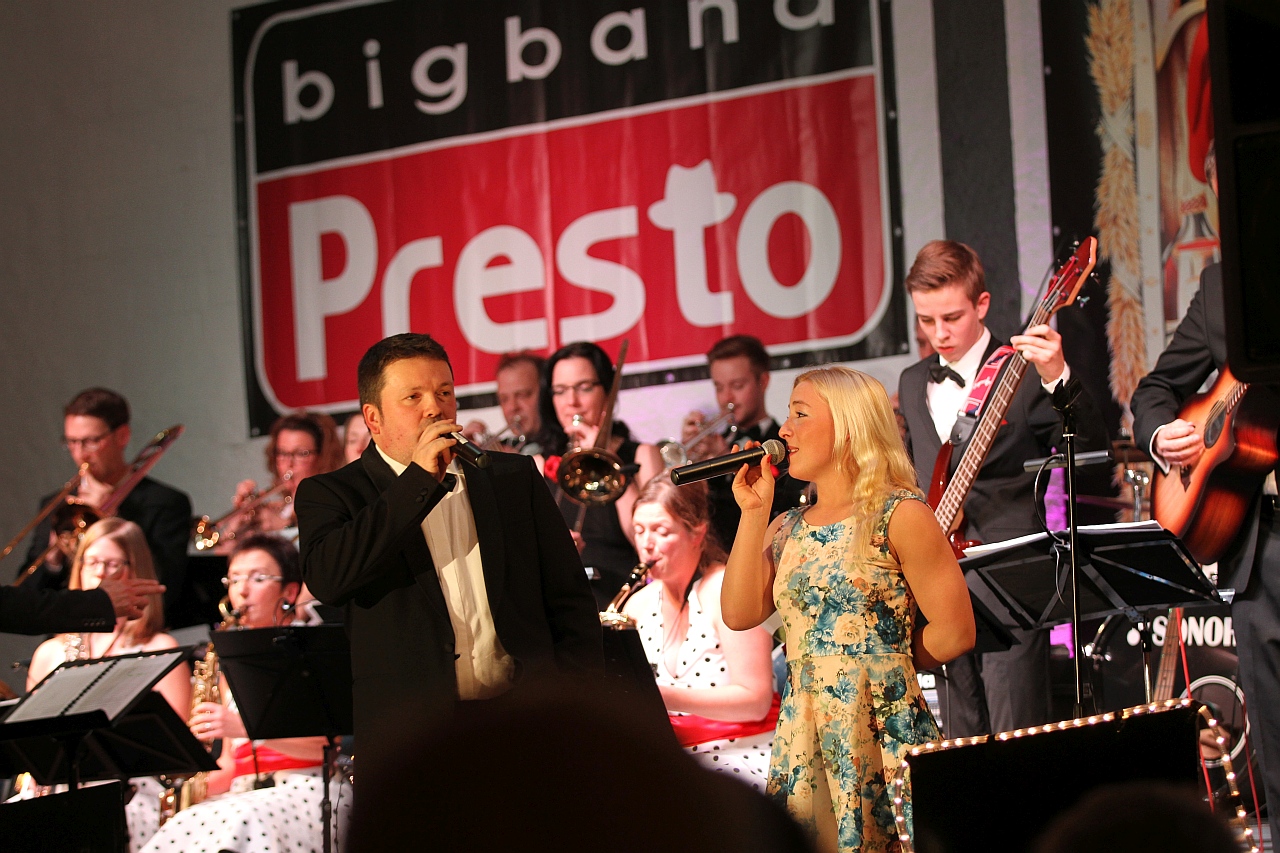 Fleetwood Mac News Review Fleetwood Mac Energetic Adolescents