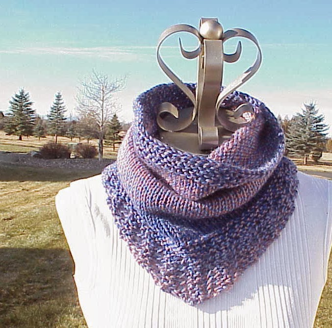 Kriskrafter: Free Knitting Pattern! - Bridger Cowl