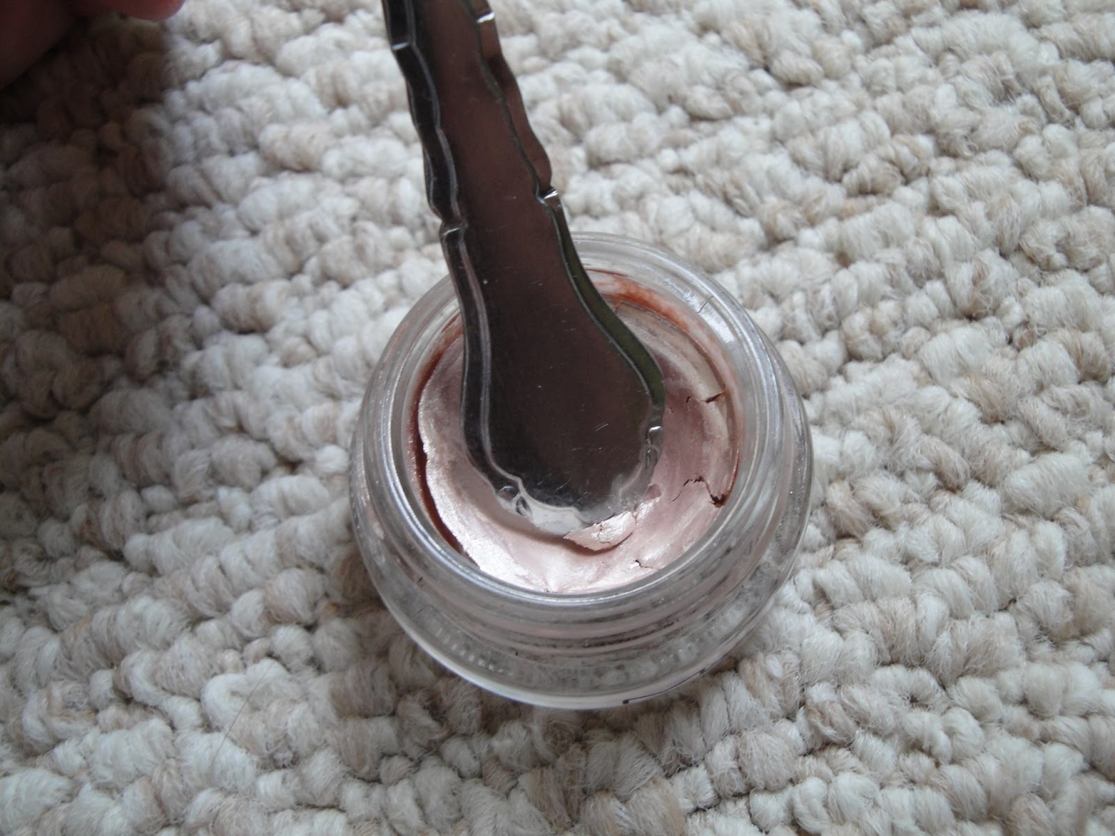 Lifestyle and Beauty Through the Eyes of a Makeup Addict Revive Dried