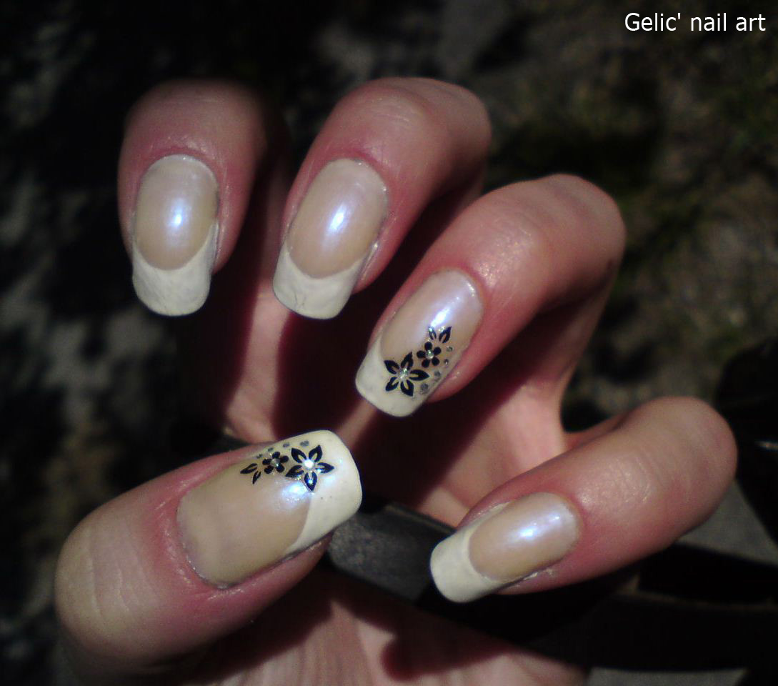 Gelic' nail art: Graduation nails