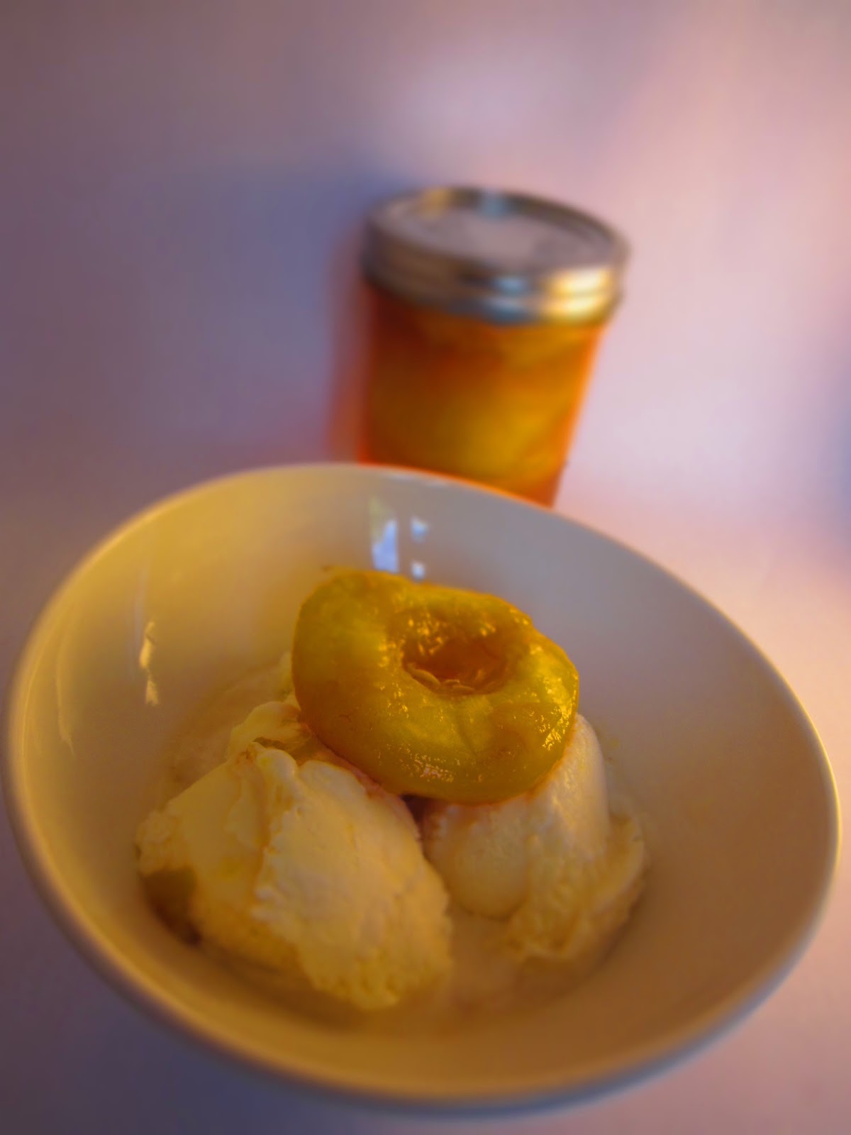 Sunday Snackday Ginger Brandied Peaches