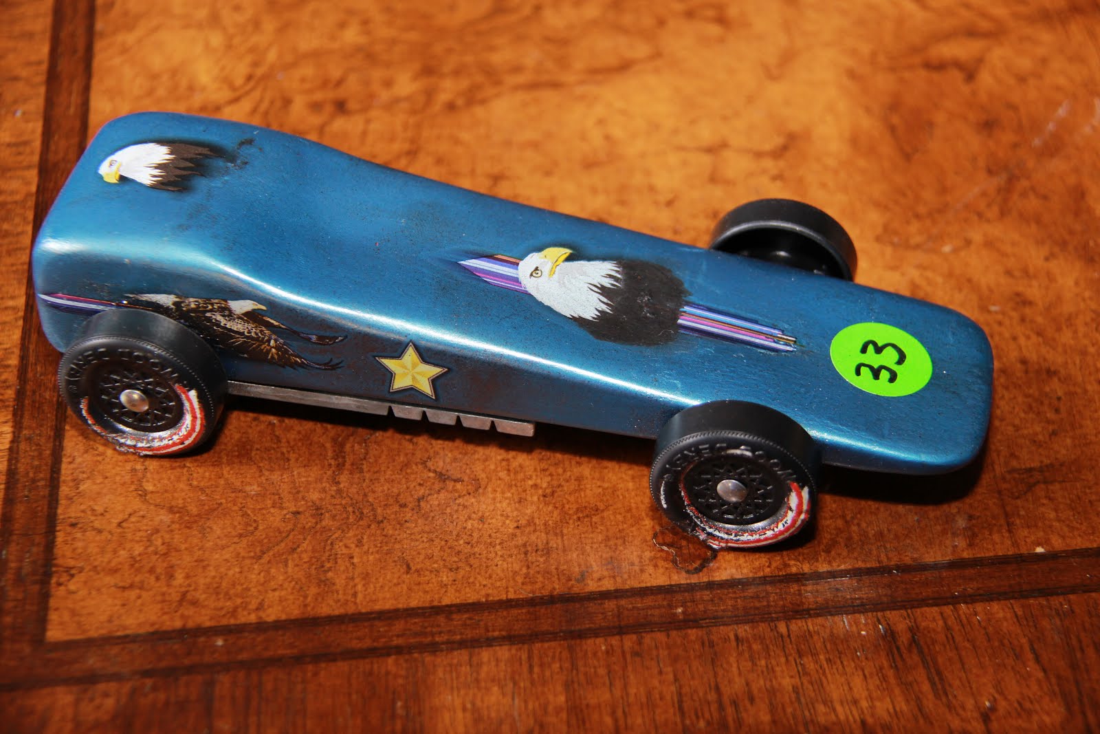 Family American Style Pinewood Derby
