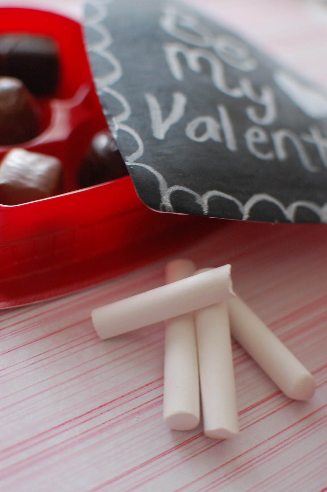 *Random Thoughts of a SUPERMOM!* Valentine Chalkboard Candy Boxes