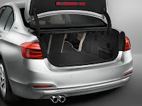 BMW-330e-35.jpg