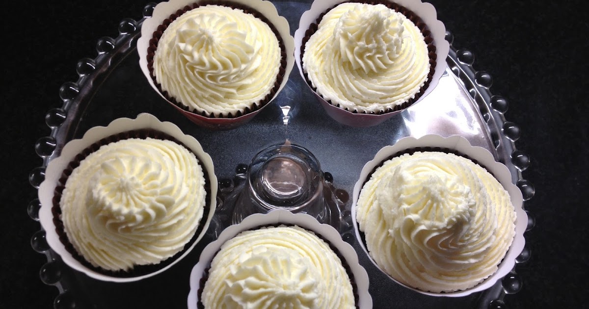 A Kick At The Pantry Door How To Make The Perfect Buttercream Frosting