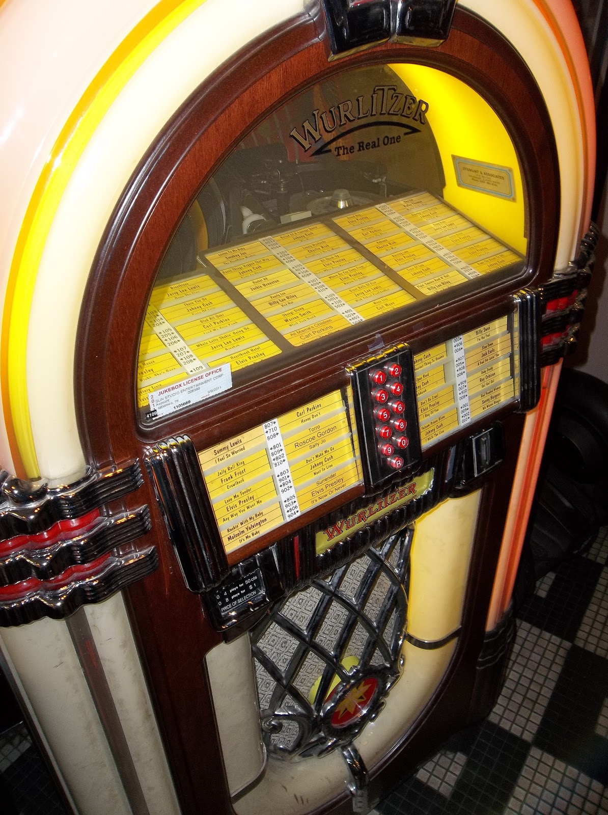 Rockabilly N Blues Radio Hour Jukebox Heroes Elvis Presley