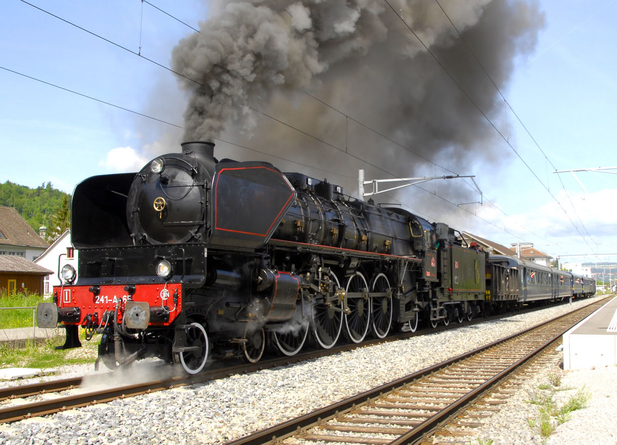 Oeffentliche Verkehrsmittel Handbefeuerte Dampflok 241.A.65