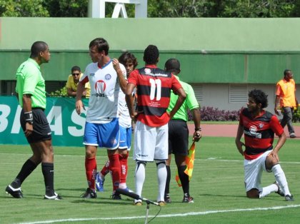 Vitória quer primeiro triunfo contra o Bahia neste ano