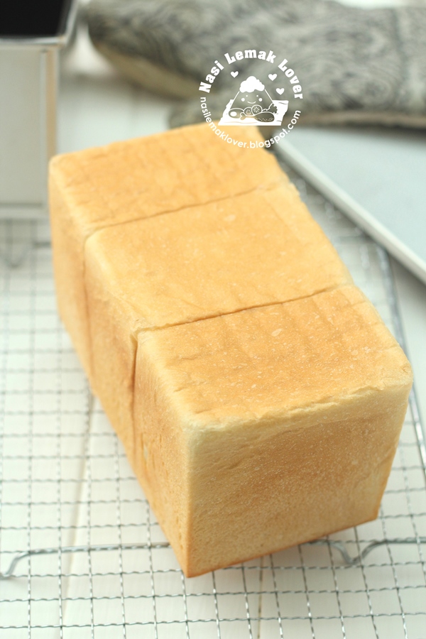 Nasi Lemak Lover Egg White Plain Loaf Bread 蛋白土司