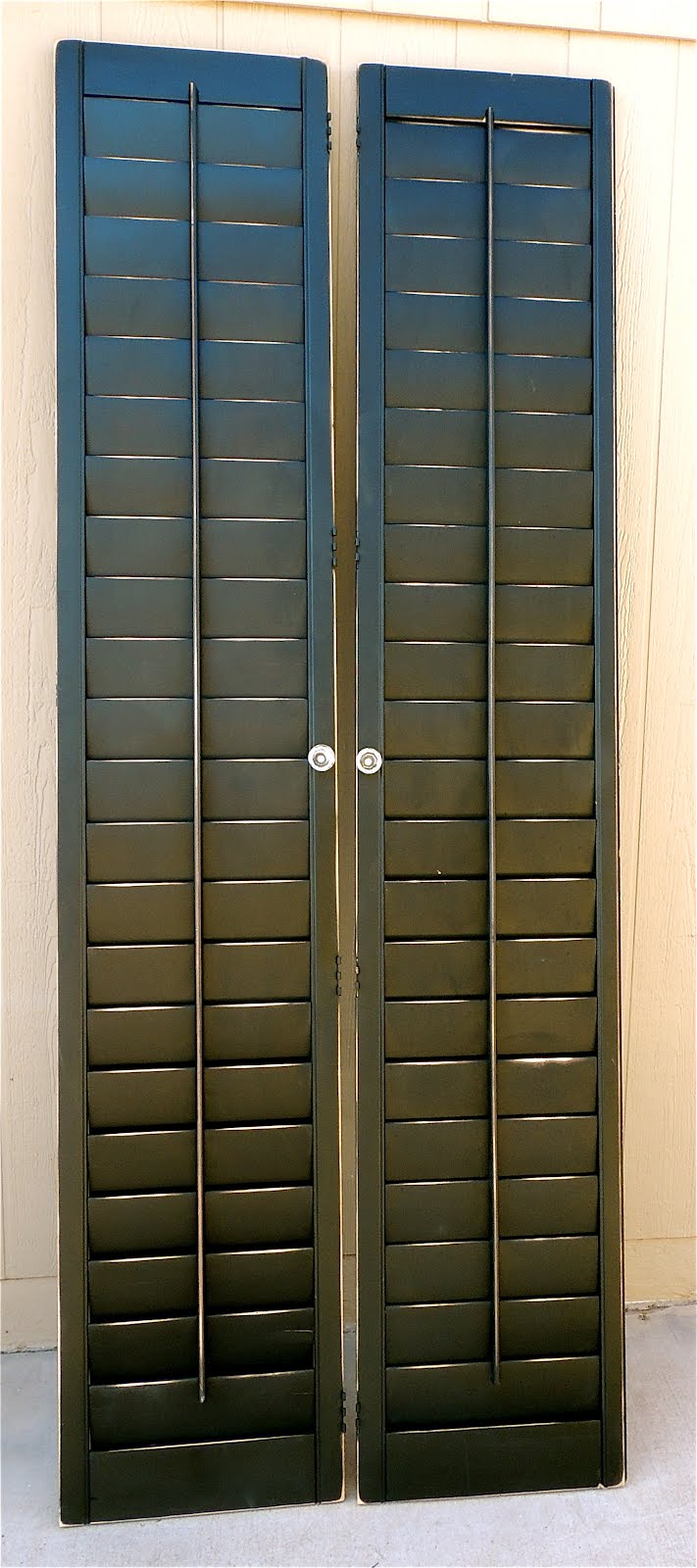 The Backyard Boutique by Five to Nine Furnishings Oversized Black