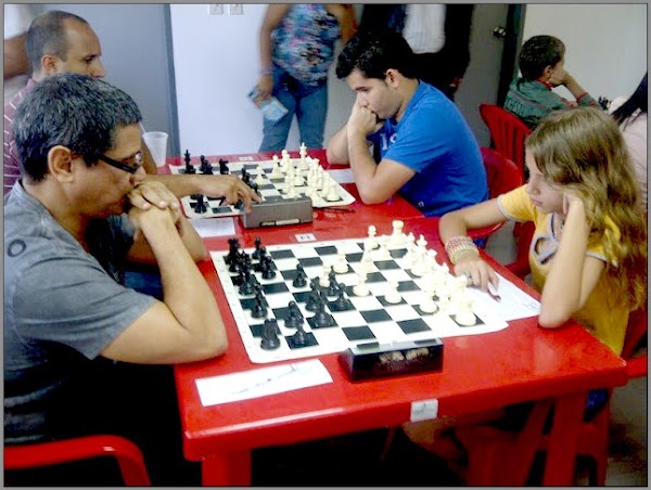 R4. MN Fernando Osorio de 4-4 en el IRT “Misión Sucre Anzoátegui 2013” R4. MN Fernando Osorio de 4-4 en el IRT “Misión Sucre Anzoátegui 2013”