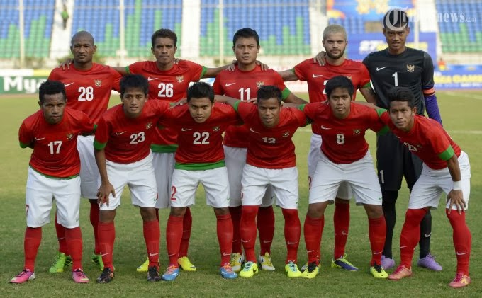 UNIVERSAL: Indonesia Raih Perak Sepakbola SEA GAMES 2013 UNIVERSAL: Indonesia Raih Perak Sepakbola SEA GAMES 2013