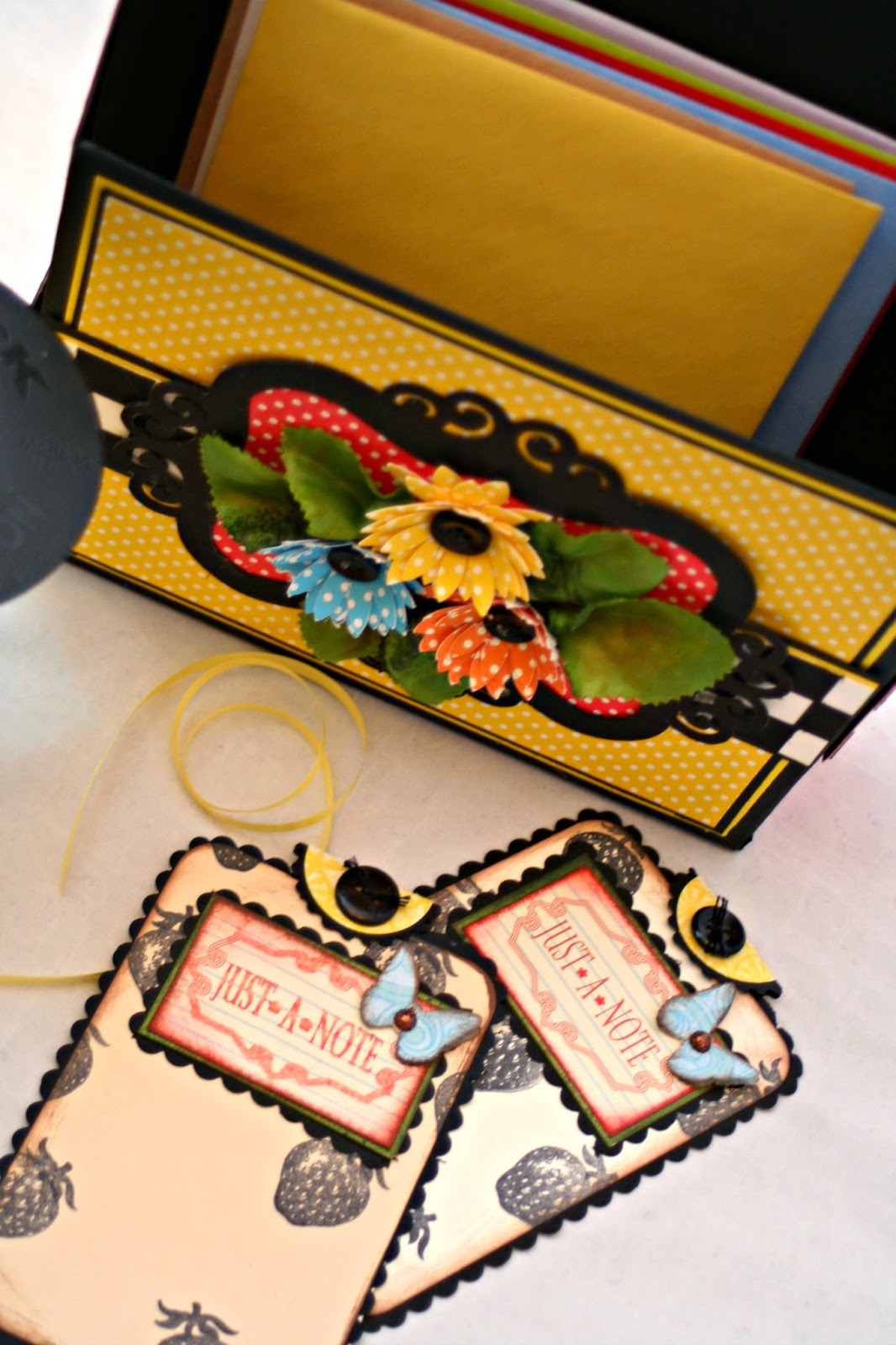 MarvinsDaughters DIY Greeting Card File