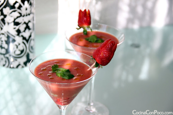 Gazpacho de Fresas - Receta paso a paso Gazpacho de Fresas - Receta paso a paso