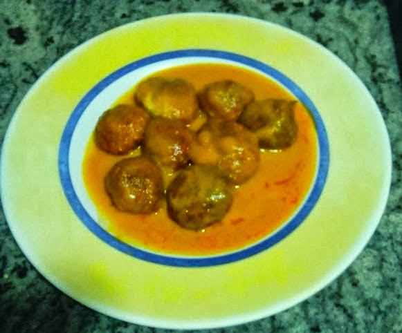 Albóndigas De Pollo En Salsa
