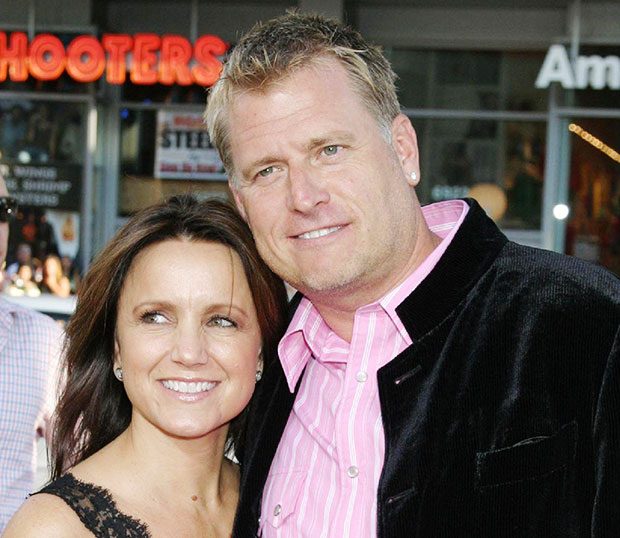 Celebrity Gossip and Entertainment News Jessica Simpson's Mother Files