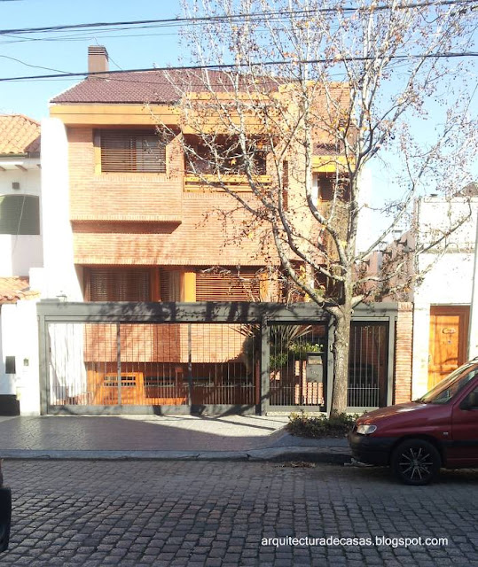 Vivienda familiar urbana contemporánea - Foto hhzorrilla Residencia urbana entre medianeras estilo Contemporáneo