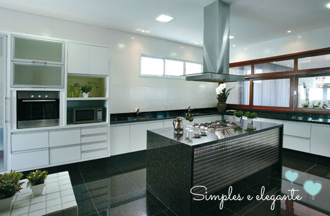 Cozinha com ilha, cooktop e coifa Comprando Meu Apê Comprando Meu Cozinha com ilha, cooktop e coifa Comprando Meu Apê Comprando Meu