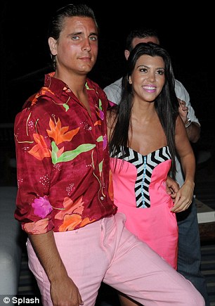 Kardashianboyfriend on Kim Kardashian And Boyfriend Kris Humphries Celebrate Kourtney S 32nd