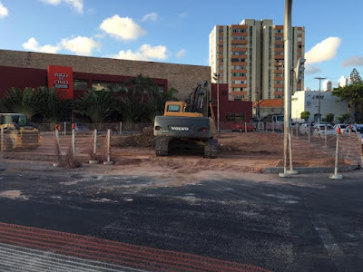 Demolição da praça: Após analise “cuidadosa” prefeitura concluiu que não estava tão conservada como parecia Demolição da praça: Após analise “cuidadosa” prefeitura concluiu que não estava tão conservada como parecia