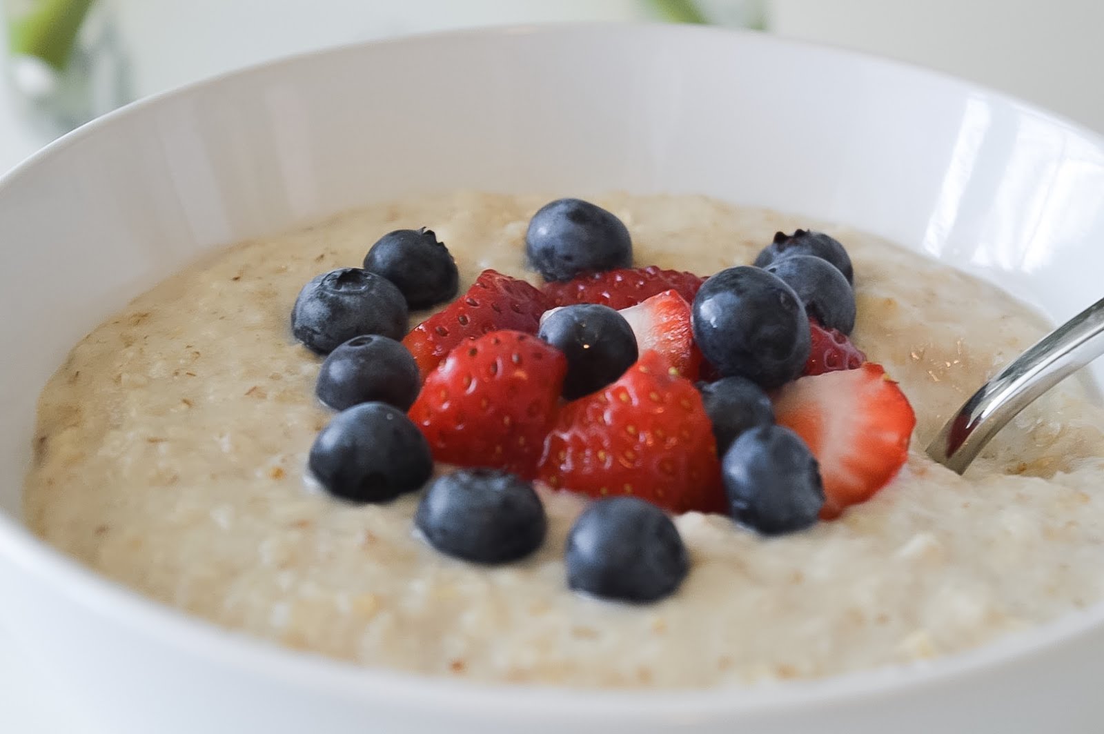 Protein Oatmeal ( SO Easy and SO yummy! ) Mr. and Mrs. Powell