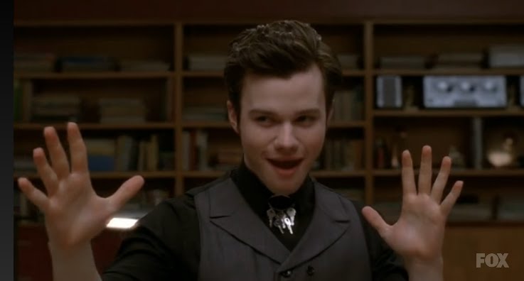 Kurt Hummel Singing