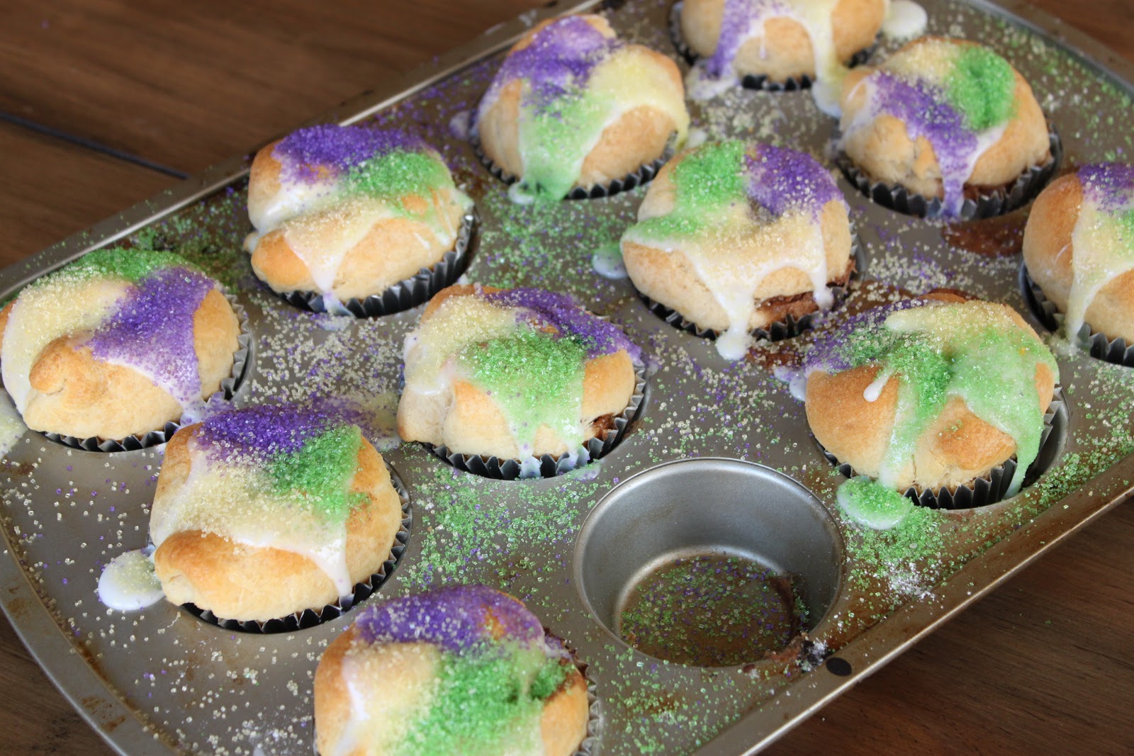 Mardi Gras Dessert Recipe Ideas: King Cake, Cupcakes and More