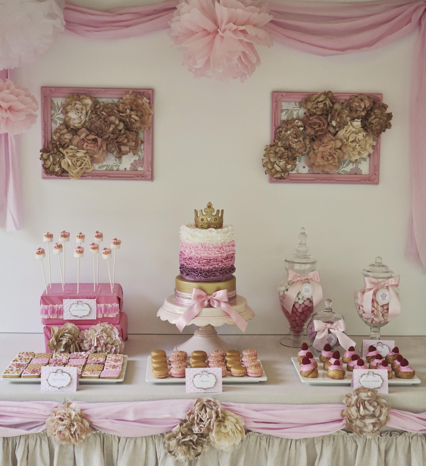 bubble and sweet pink and gold decorated shabby chic bubble and sweet pink and gold decorated shabby chic