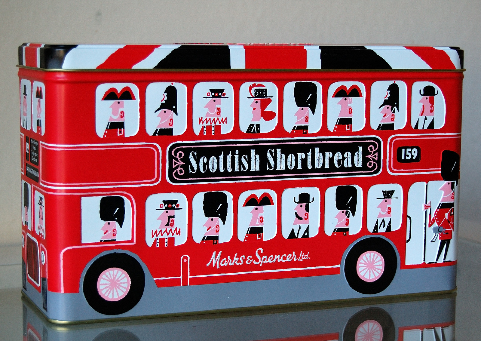 Kaylovesvintage: the new Marks &amp; Spencer Christmas tins