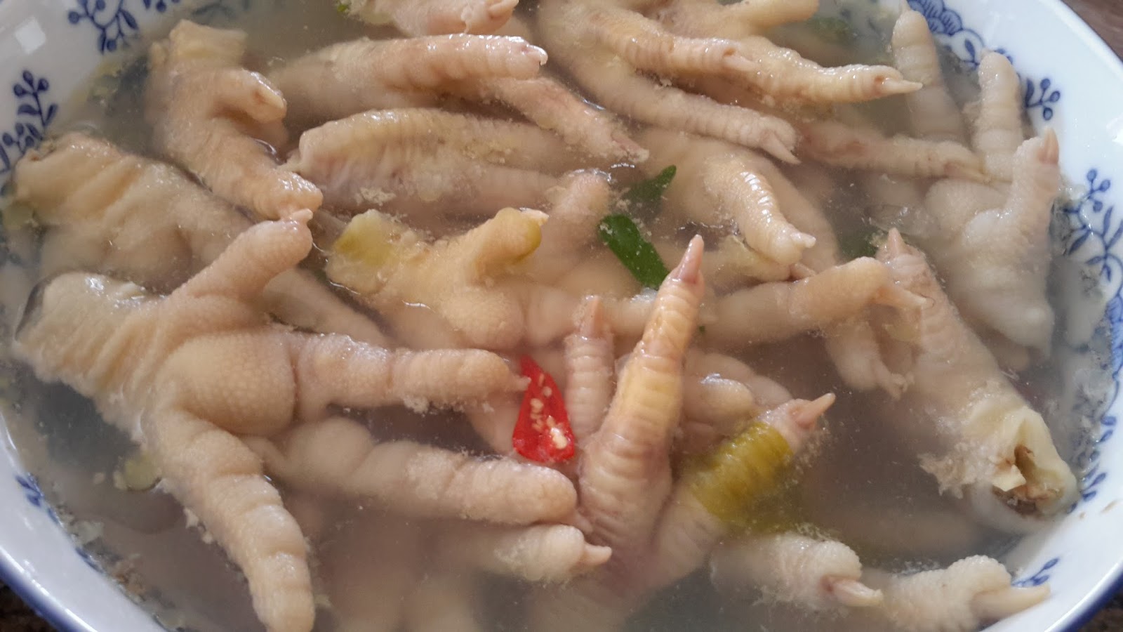 pickled chicken feet