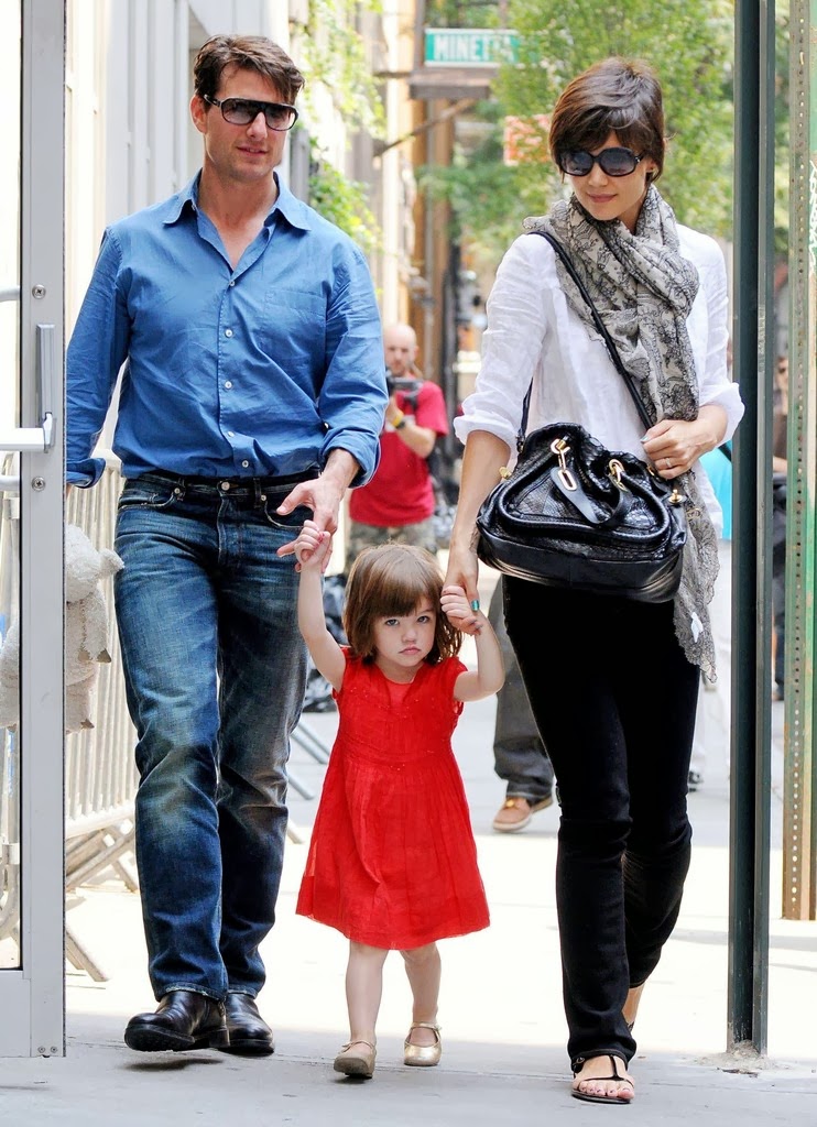 Tom Cruise's and Katie Holmes DaughterSuri Cruise