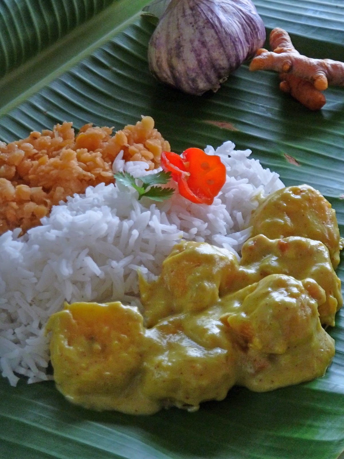En cuisine avec Marlène Banane plantain au colombo et lait de coco