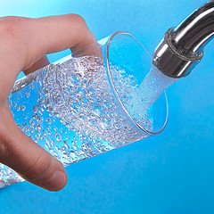 ¿Es el agua un derecho humano? Agua+potable