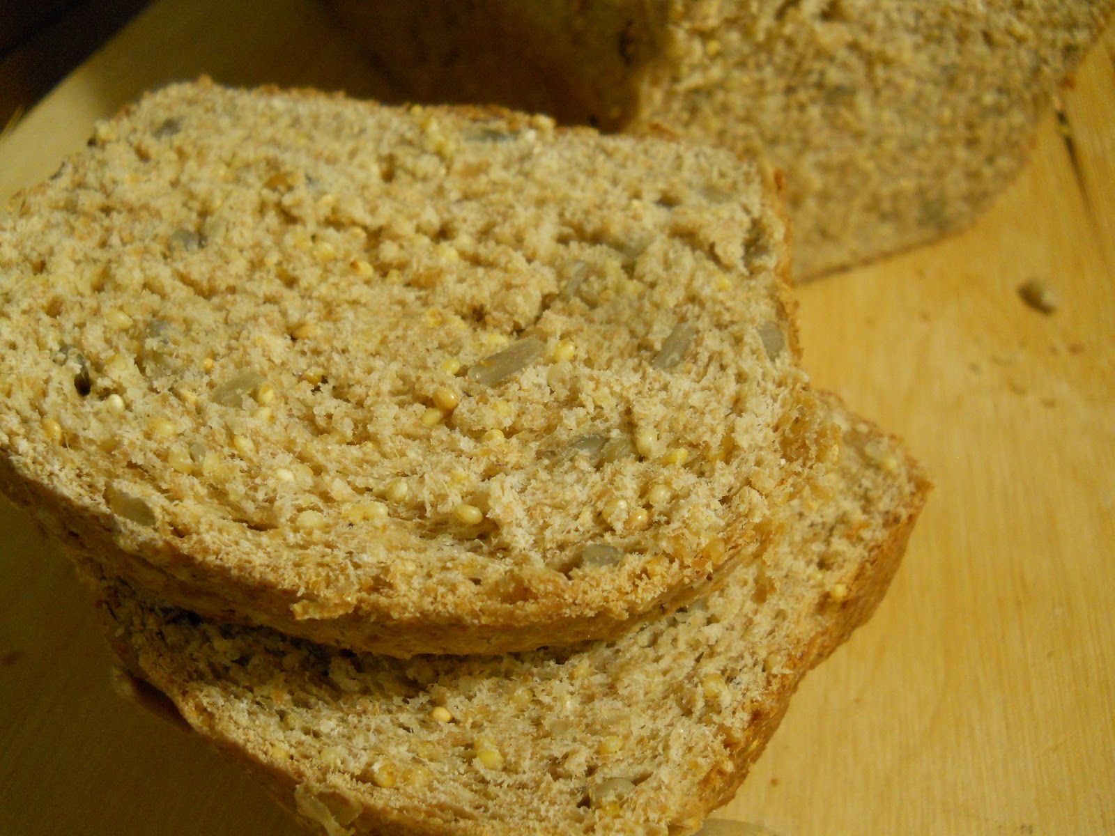 Sunflower Millet Bread / VINTAGE KITCHEN