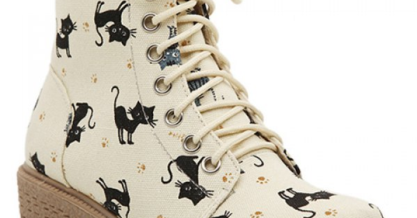 cat doc martens