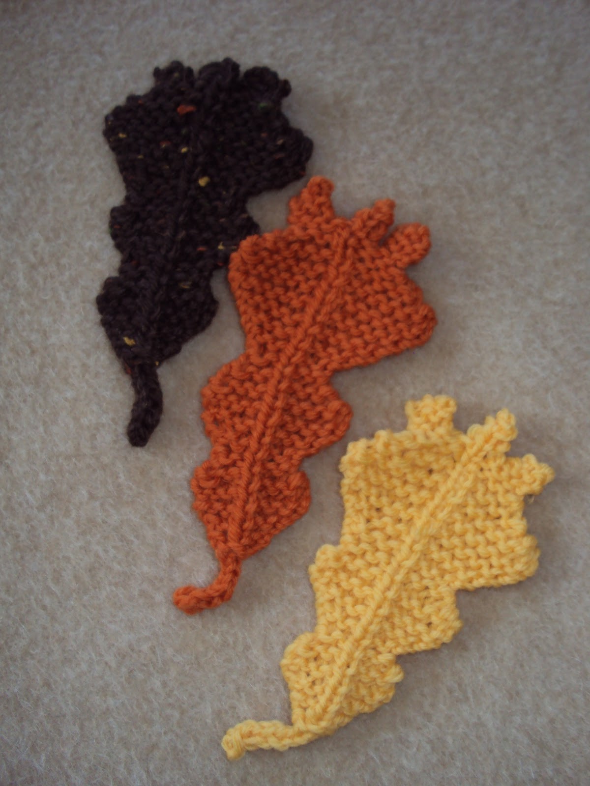 Autumn Oak Leaf Knitting Pattern Natural Suburbia