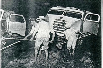 Resultado de imagem para fotos do encalhe dos trezentos domingos pellegrini