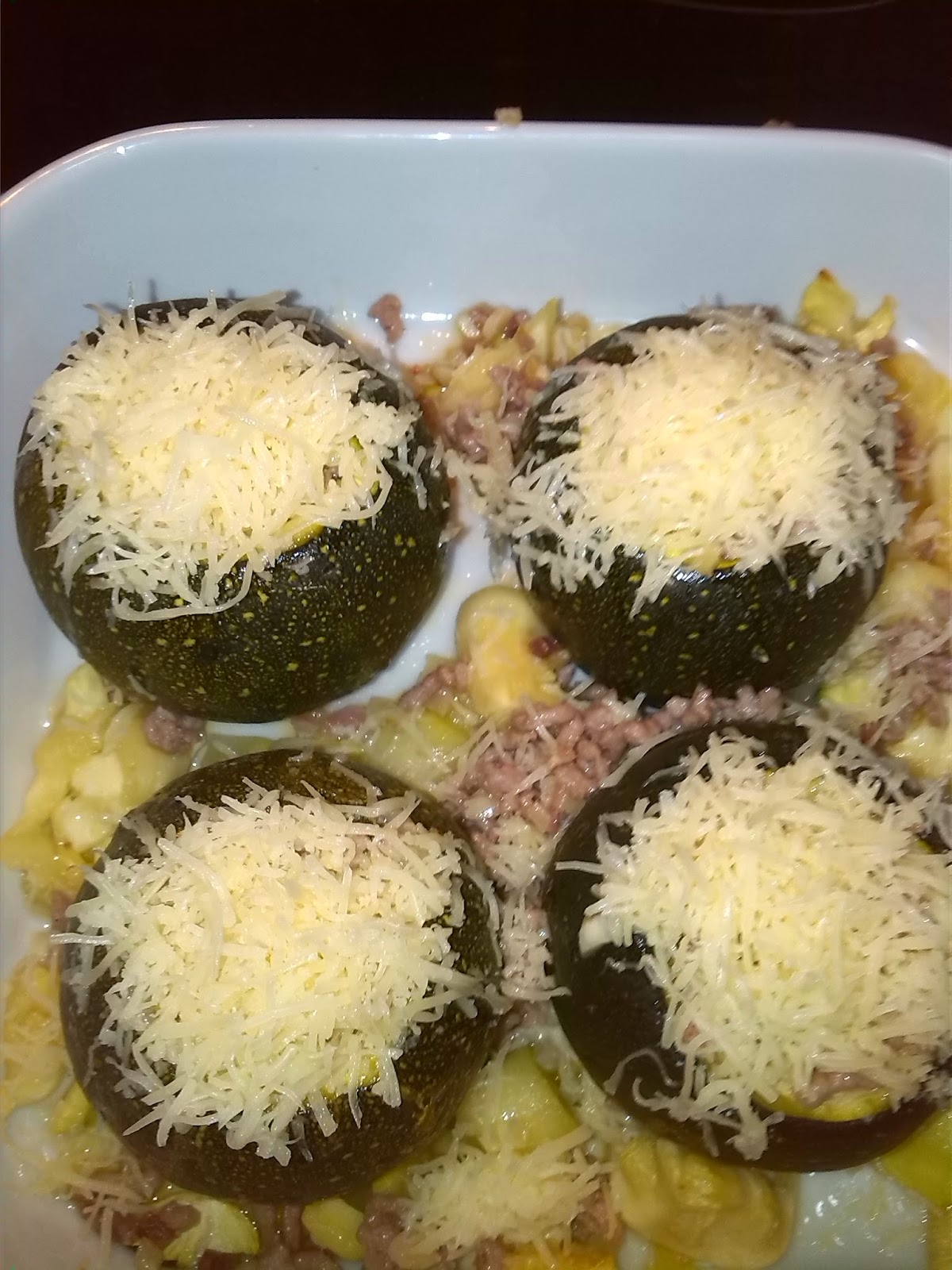 Calabacines Luna Rellenos De Carne Con Sorpresa De Dos Quesos