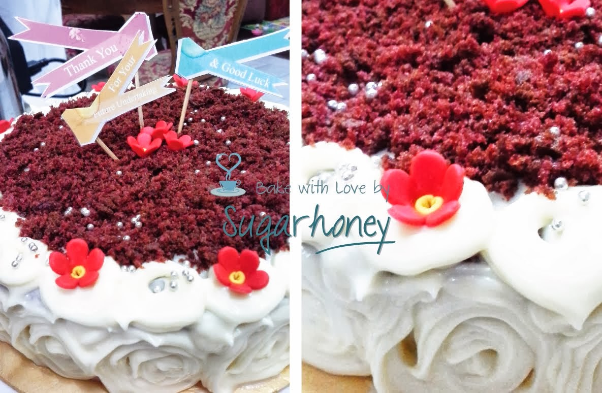 Red Velvet cake w cream cheese frosting.