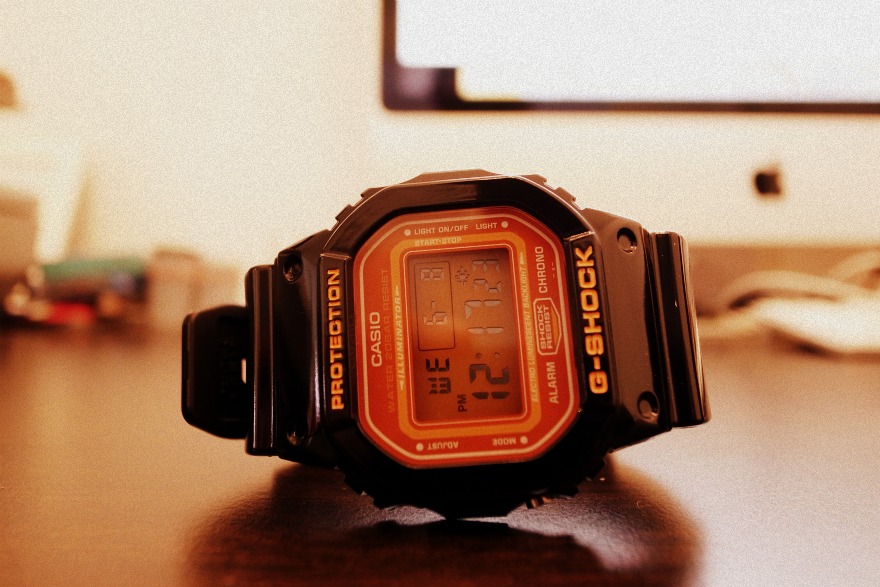 g shock dw 5600cs