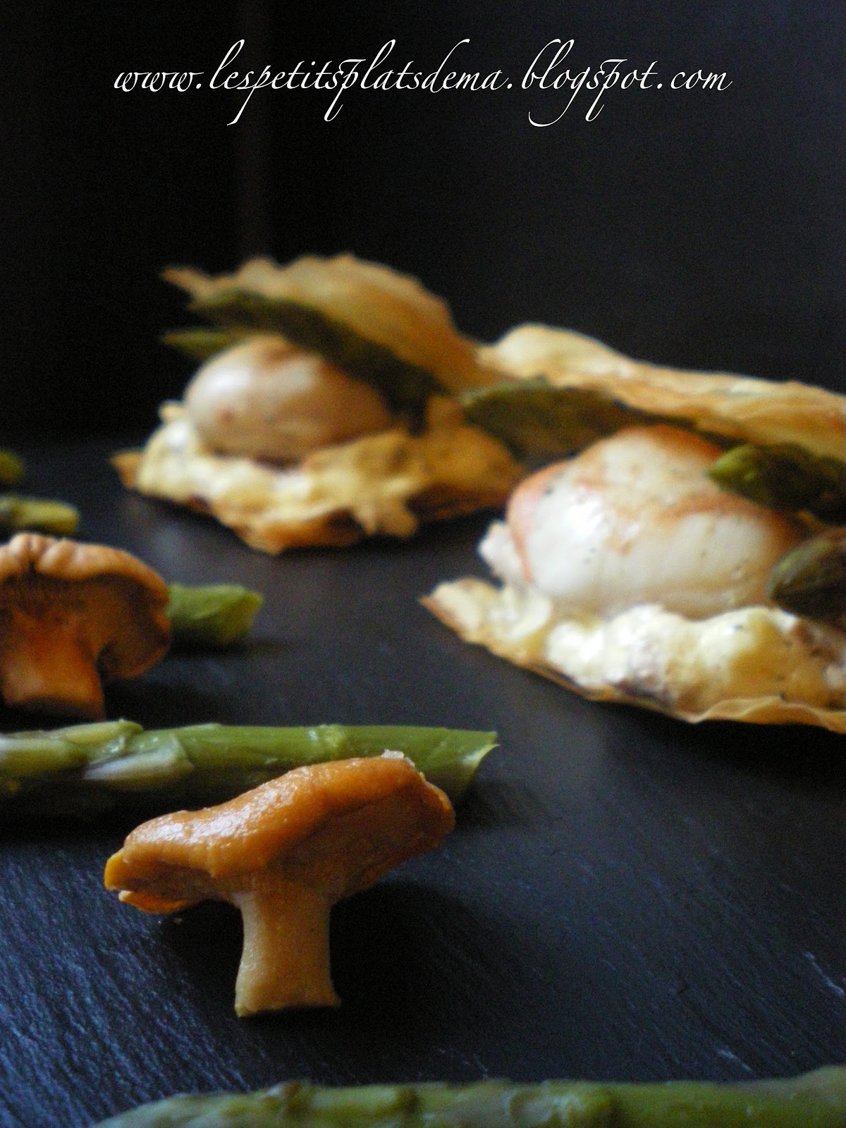 LeS PeTiTs PlAtS D'EmA Feuilleté aux girolles, St Jacques et pointes d