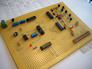 Traffic light controller circuit