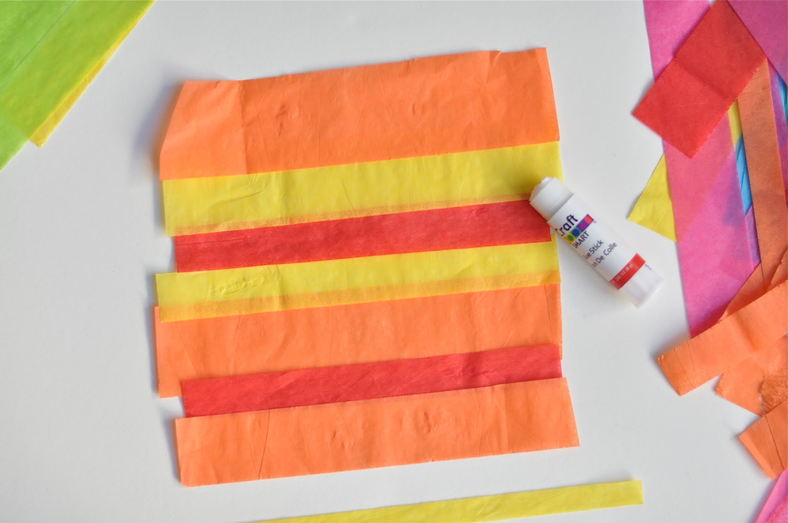 Creative Juice {TUTORIAL} easy tissue paper window decor