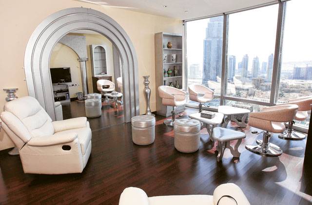 UAE Camera: Burj Khalifa Apartments Photos UAE Camera: Burj Khalifa Apartments Photos