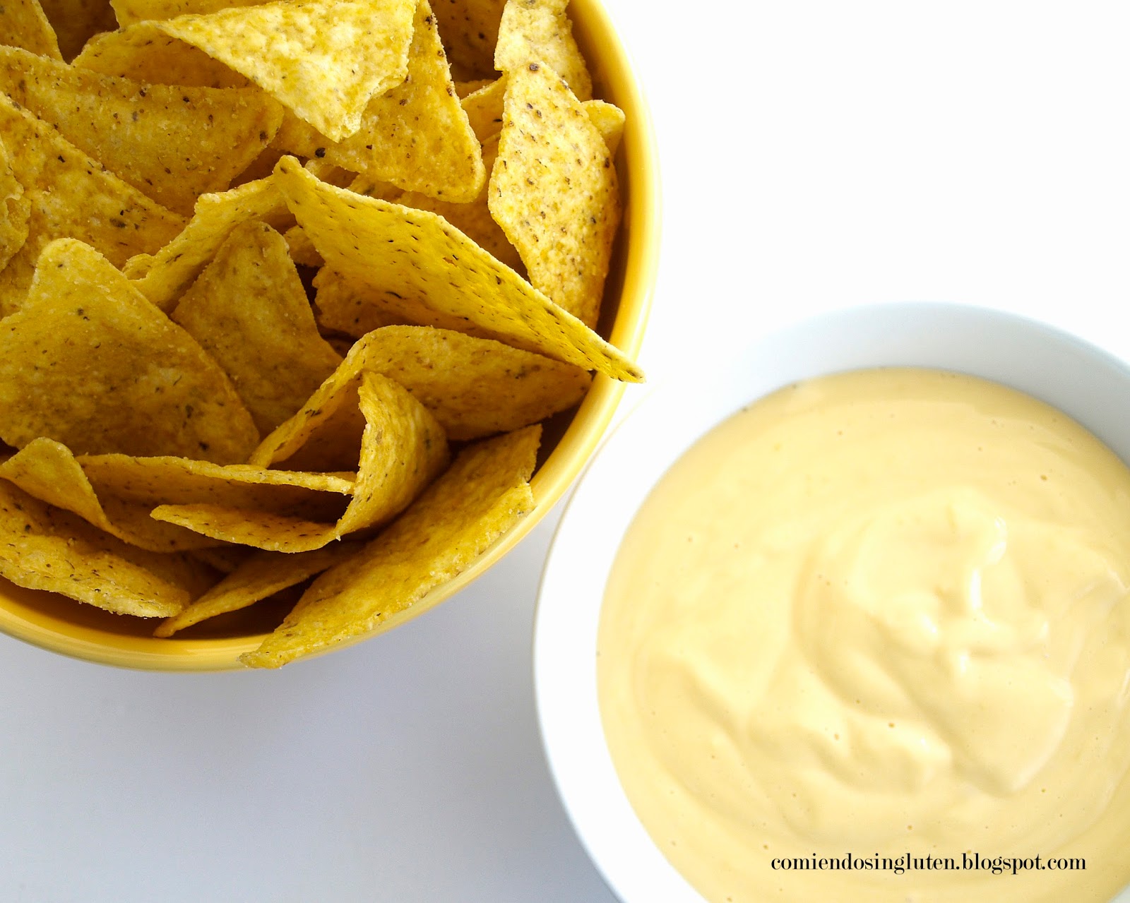 Comiendo sin gluten Salsa de queso cheddar