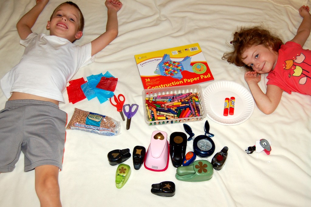 Monday Craft Paper Plate Maraca's Scattered Thoughts of a Crafty Mom