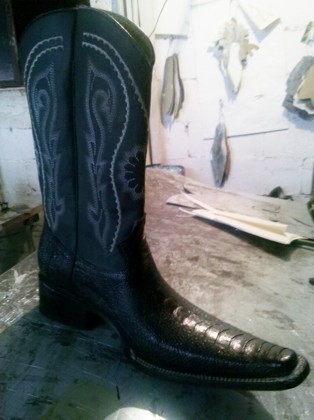 botas vaqueras versace